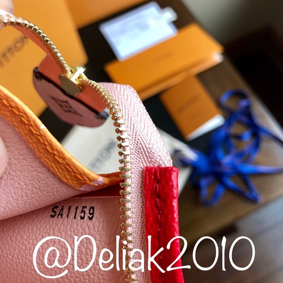 SOLD! Louis Vuitton Toiletry XL Pouch Giant Mono - Picture 7 of 8